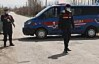 Van'da taziyeye katılan altı kamu çalışanına...