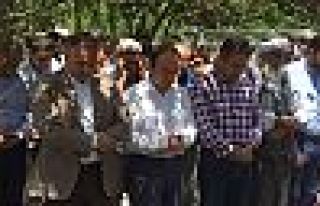 Vicdan ve Adalet Nöbeti'nde cuma namazı