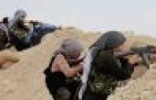 YPG: 200 km’lik hatta çatışmalar var