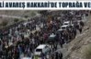 YPG savaşçısı Tekin'i on binler son yolculuğuna...