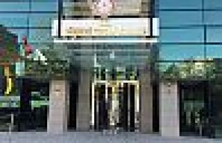 YSK, KHK'lıların oy kullanamaması yönündeki başvuruyu...