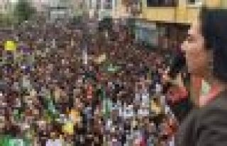 Yüksekdağ: 400 milletvekili alamayanlar insan canı...