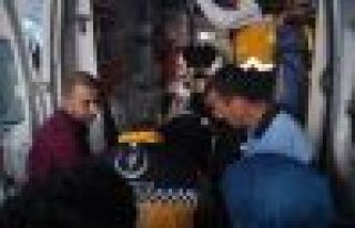 Yüksekova yolunda iki farklı kazaı: 14 Yaralı