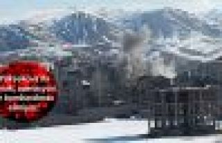 Yüksekova'da yasak, operasyon ve bombardıman sürüyor
