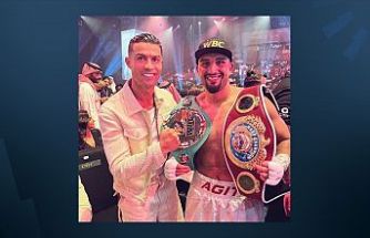 Cristiano Ronaldo, Kürt boksör Agit Kabayel'i tebrik etti