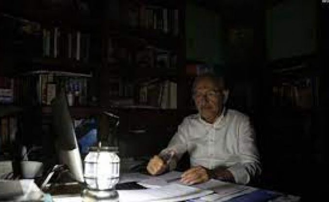 Kılıçdaroğlu elektriksiz kaldığı günlerin belgeselini paylaştı: Yedi karanlık gece