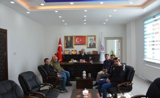 Şemdinli Belediye Başkanı Tahir Saklı gazetecilerle buluştu