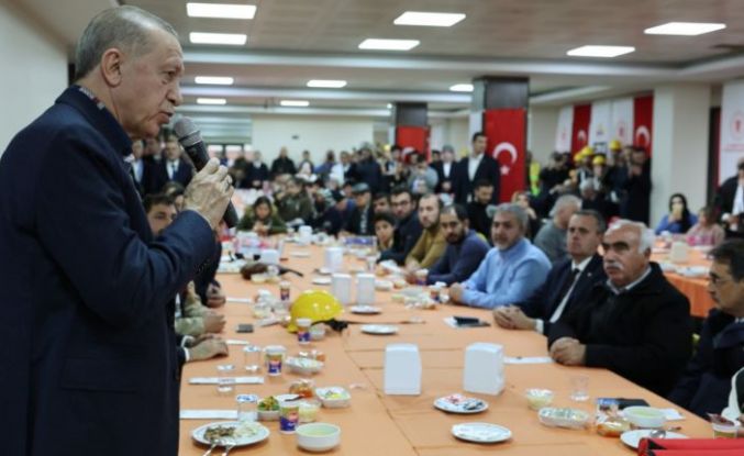 Erdoğan Balıkesir'de depremzedelere seslendi: İnşaatlarımızı hızla yükselteceğiz