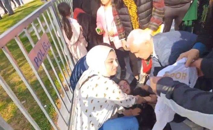 Polisin Amedspor forması ile Newroz alanına girmesine izin vermediği down sendromlu çocuk kriz geçirdi